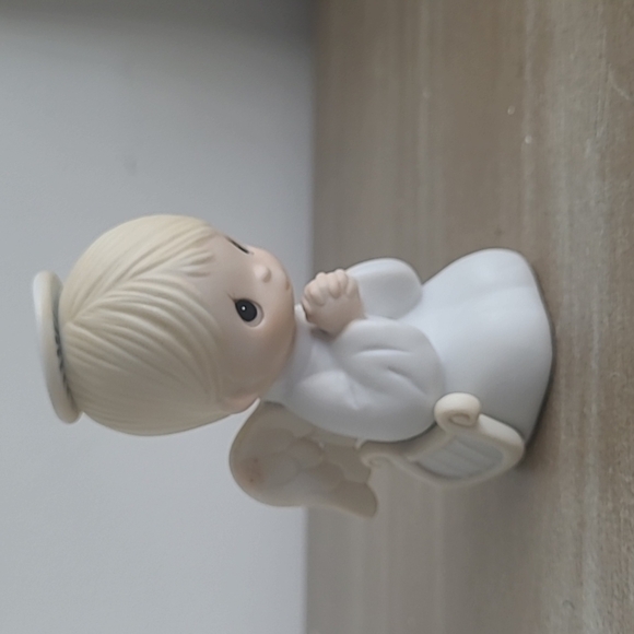 Vintage Precious Moments Figurine 1980 Isn't He Wonderfull? E-5640 - Picture 1 of 8